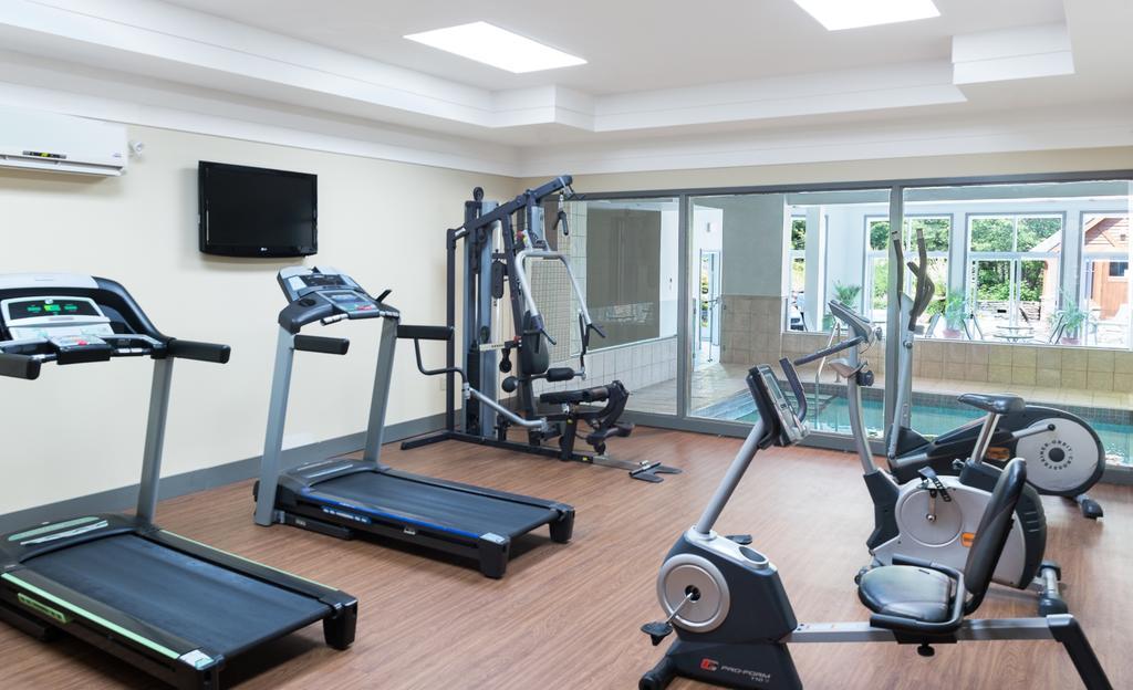 Manoir Des Sables Hotel & Golf Мейгог Экстерьер фото